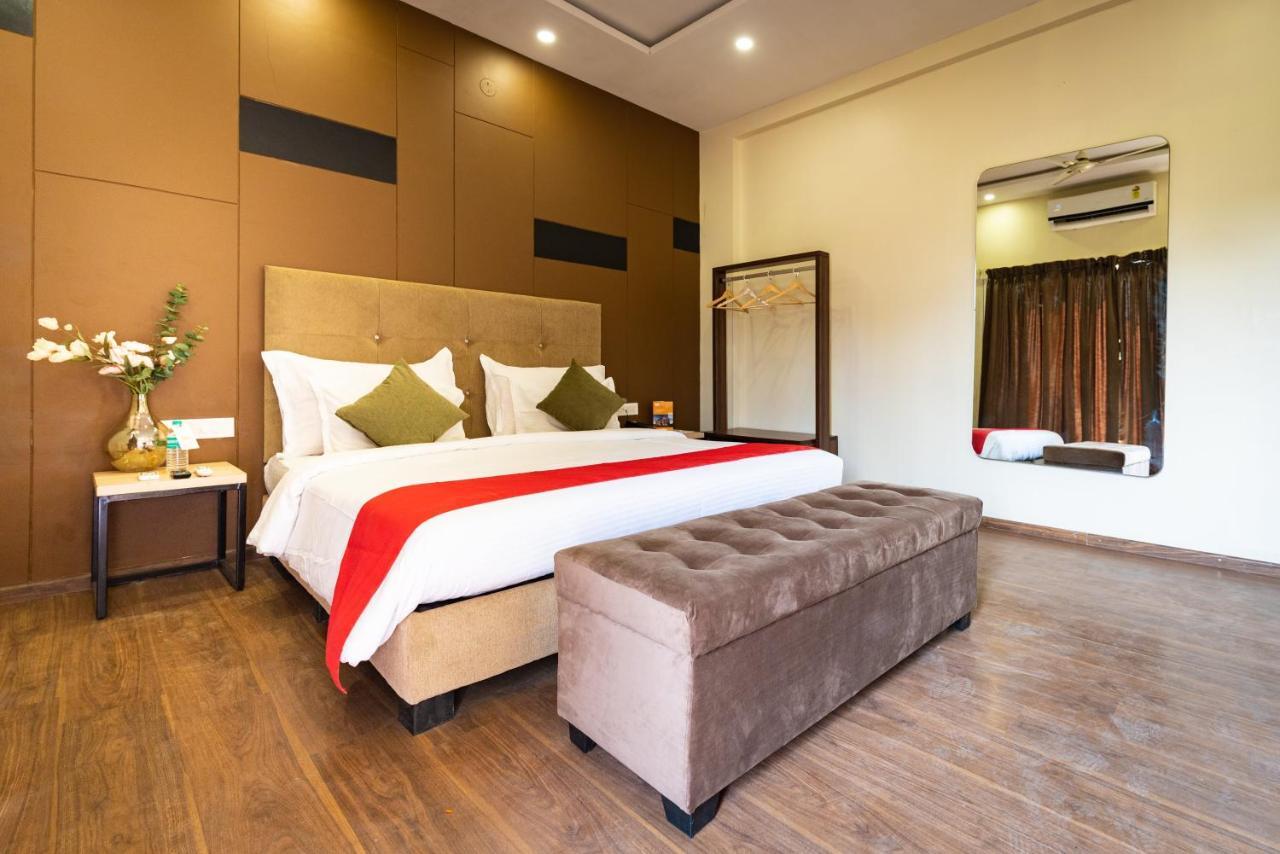 Isuite Luxor Undri 3* Pune
